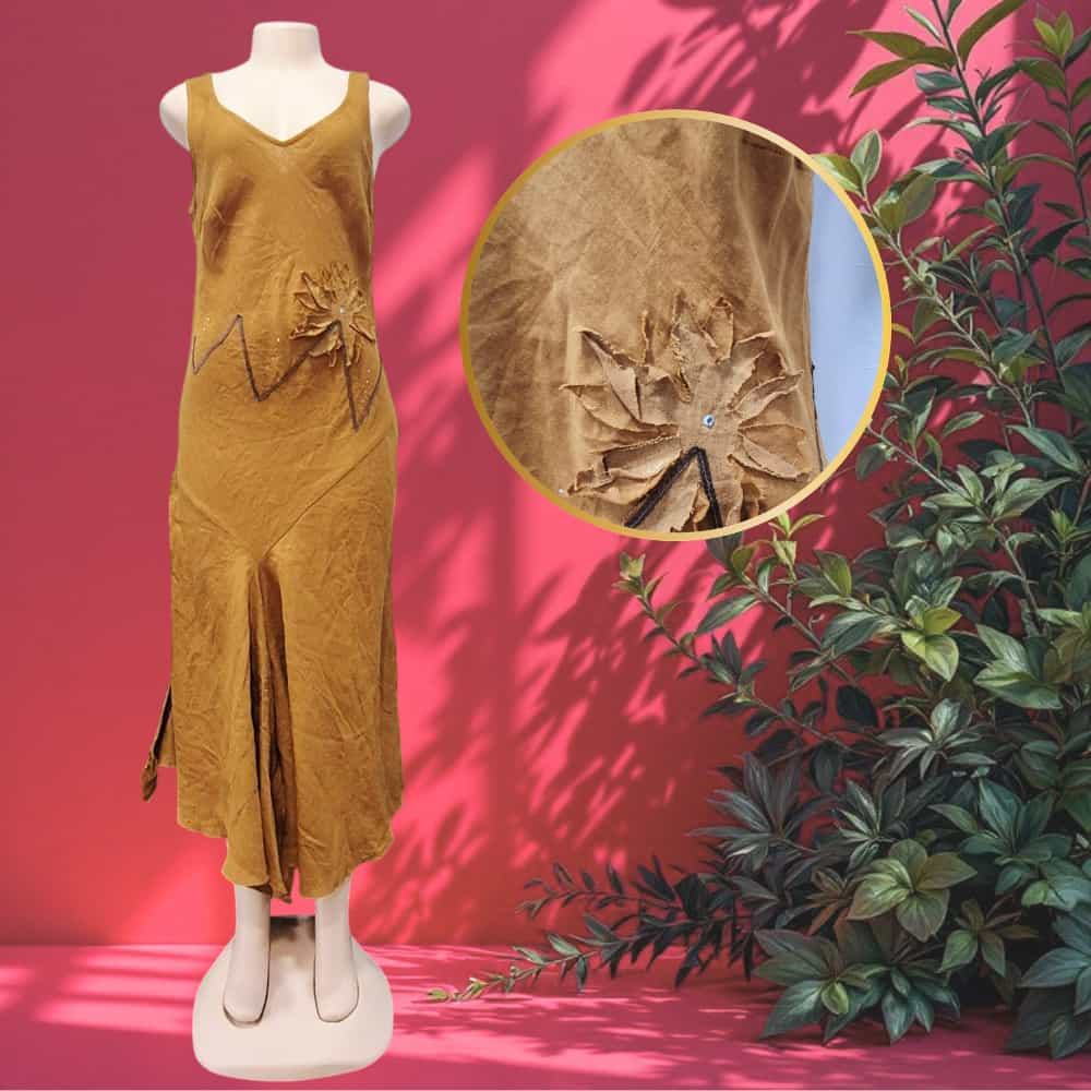 A Creme Linen Dress 20Kgs