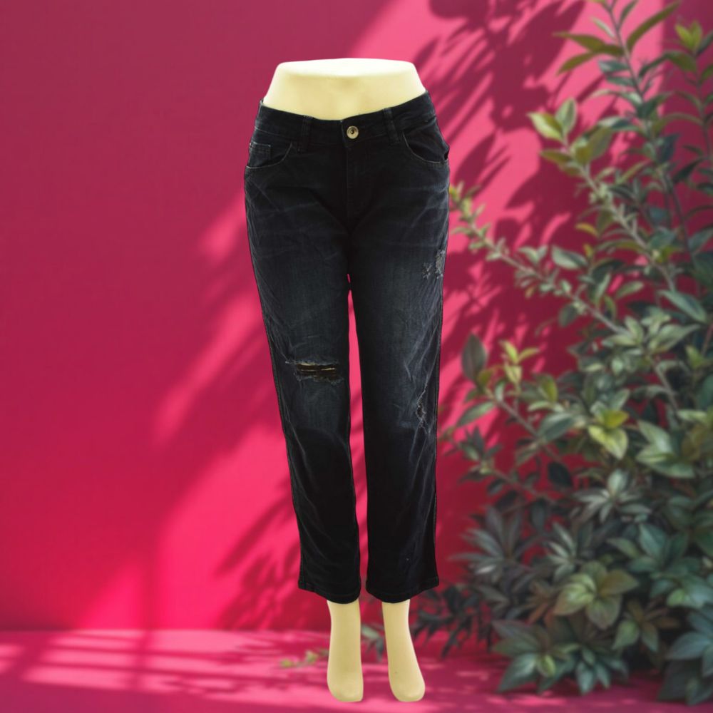 CRM Ripped/Tattered Jeans Pants - LADIES