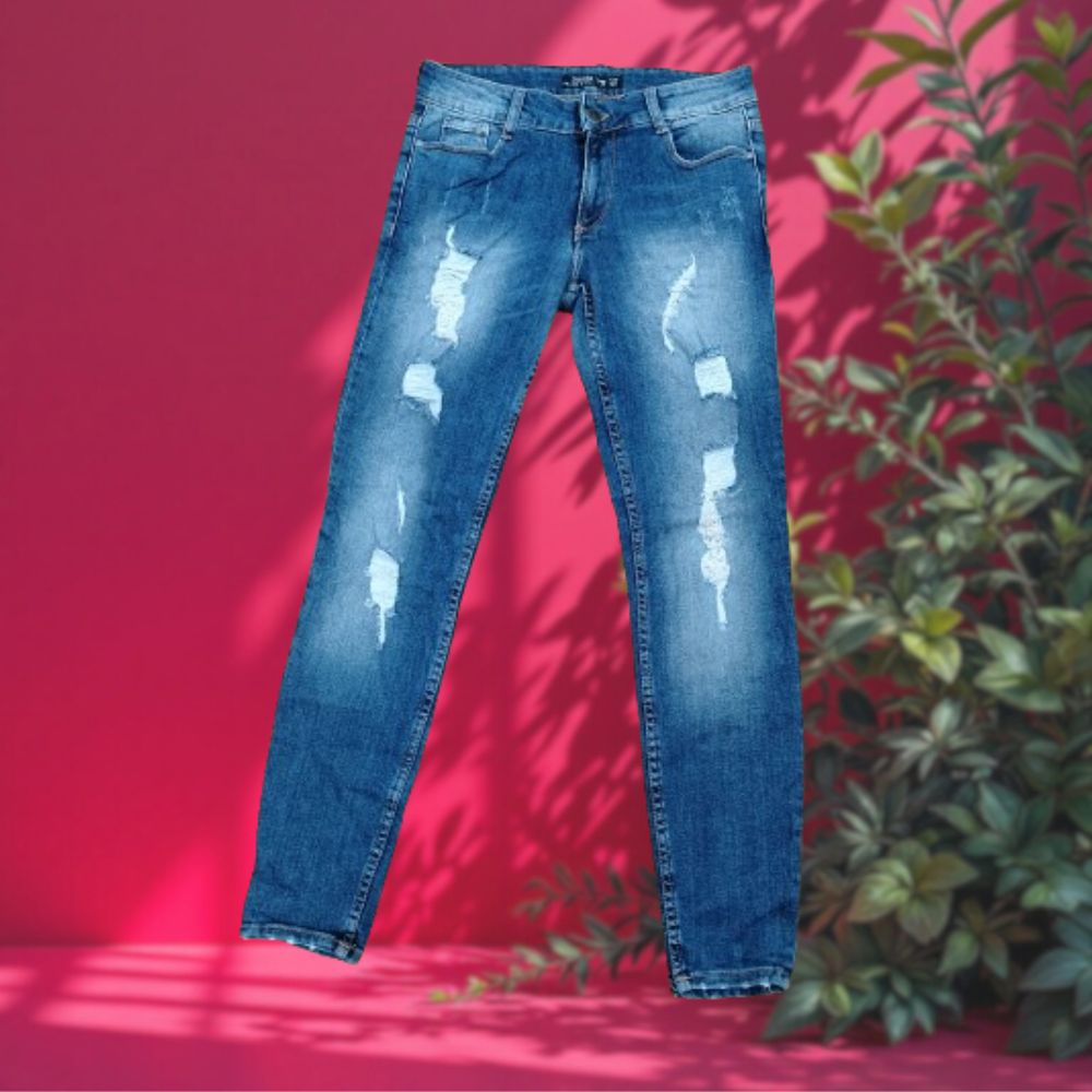 CRM Ripped/Tattered Jeans Pants - LADIES
